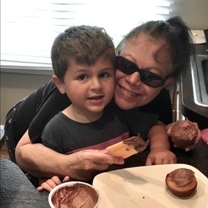 Meet your Posher, Posh